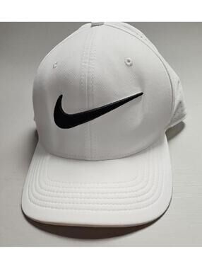Nike Classic99 Dri‑Fit White Hat Cap One Size NWT Perforated Swoosh